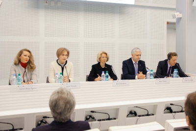 The 1st session of the conference organized by the Constitutional Court in cooperation with the Budget and Finance (Taxation) Committee and the Legal Affairs Committee of the Saeima “Constitutional Control and the State Budget”. From the left: Inese Lībiņa-Egnere, the Deputy Speaker of the Saeima, Ināra Mūrniece, the Speaker of the Saeima, Jānis Vucāns, the Chairman of the Budget and Finance (Taxation) Committee of the Saeima, Jean Gaeremynck, the Counsellor of the State, the President of the Finance Sectio