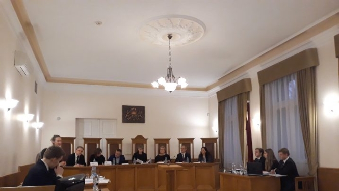 Satversmes tiesā norisinājās profesora Kārļa Dišlera XX Konstitucionālās tiesas procesa izspēles fināls