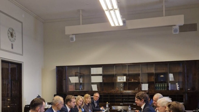 Satversmes tiesas delegācija tiekas ar Somijas parlamenta Konstitucionālo tiesību komisiju un Augstāko administratīvo tiesu