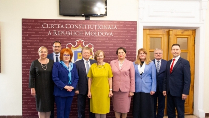 Satversmes tiesas tiesneši piedalās Moldovas Republikas Konstitucionālās tiesas 30 gadu jubilejai veltītajā starptautiskajā konferencē