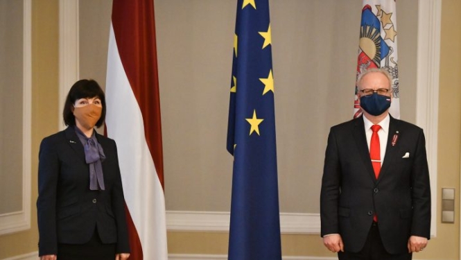 Valsts prezidents Egils Levits un Satversmes tiesas priekšsēdētāja Sanita Osipova runā par izaicinājumiem tiesiskuma stiprināšanā