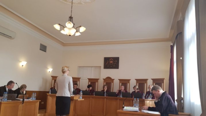 Satversmes tiesa līdz 13. martam izsludina pārtraukumu lietā par normām, kas no 2018. gada 1. janvāra samazina piespiedu nomas maksas apmēru