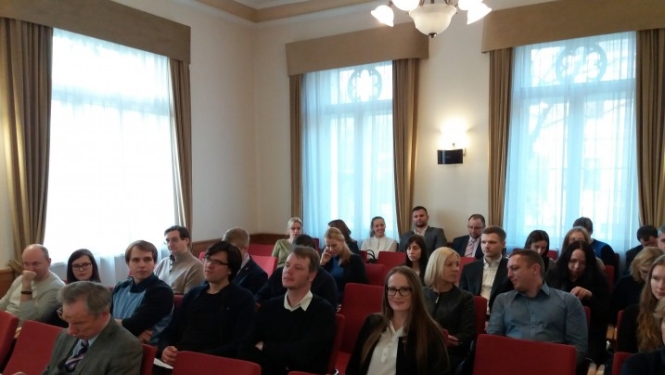 Satversmes tiesā notiek atvērtā lekcija par kriptovalūtām un blokčeina tiesībām
