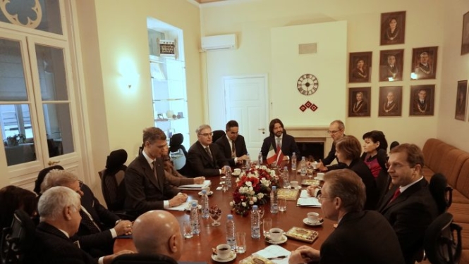 Satversmes tiesu oficiālā vizītē apmeklē Itālijas parlamenta delegācija