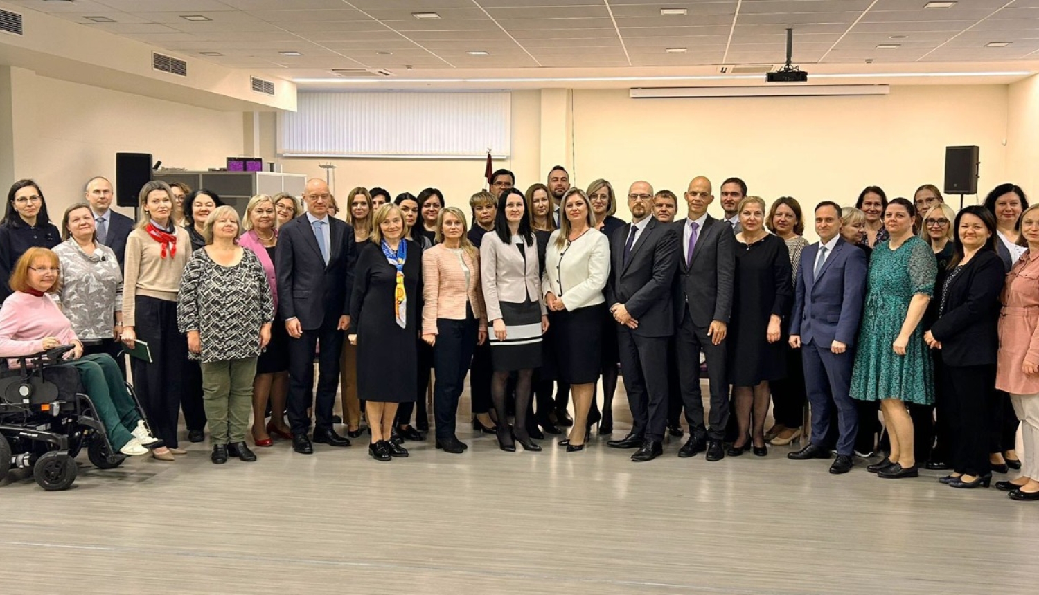 Satversmes tiesa stiprina dialogu ar administratīvajām tiesām