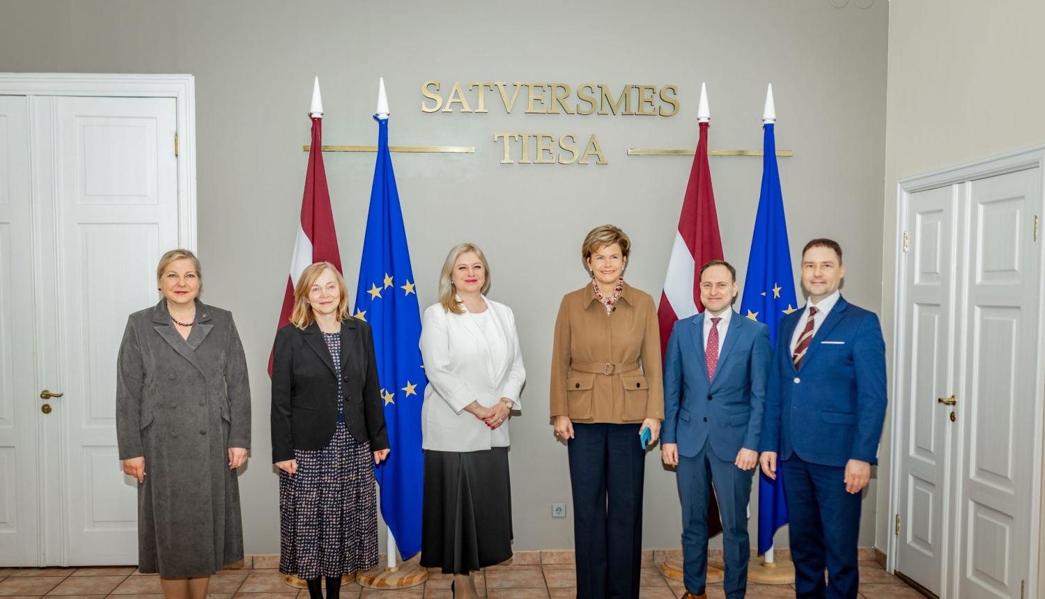 Satversmes tiesa un Ārlietu ministrija pārrunā starptautiskās sadarbības virzienus, tostarp ar Ukrainu