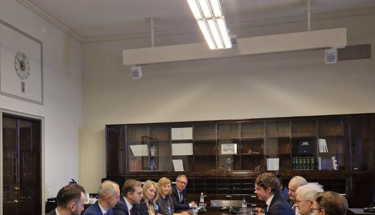 Satversmes tiesas delegācija tiekas ar Somijas parlamenta Konstitucionālo tiesību komisiju un Augstāko administratīvo tiesu