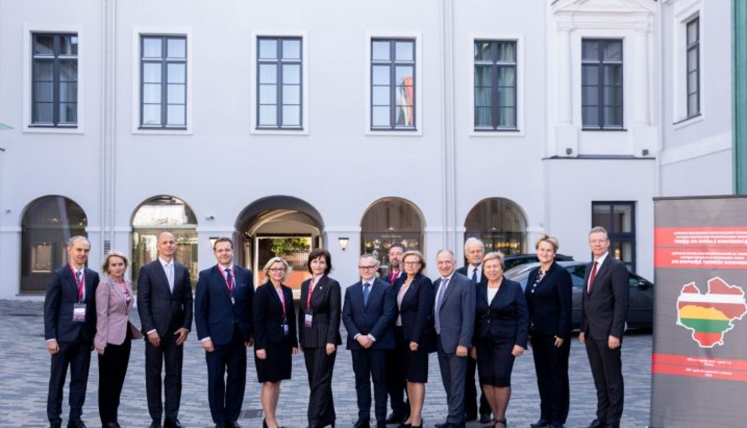 Satversmes tiesa stiprina sadarbību ar Lietuvas Konstitucionālo tiesu divpusējā vizītē Viļņā