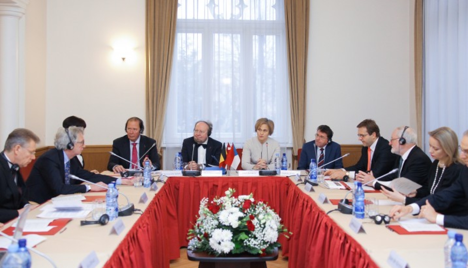 Trīspusējās sadarbības ietvaros Satversmes tiesā viesojas Beļģijas un Čehijas Konstitucionālo tiesu delegācijas