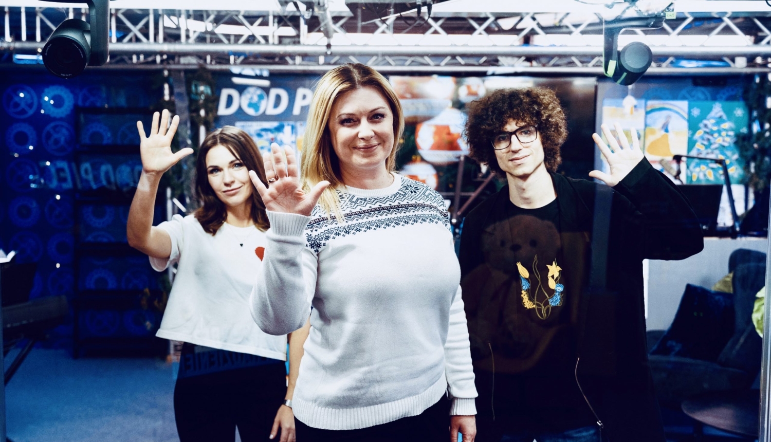 Satversmes tiesas priekšsēdētāja vietniece Irēna Kucina viesojas labdarības maratona “Dod Pieci!” studijā