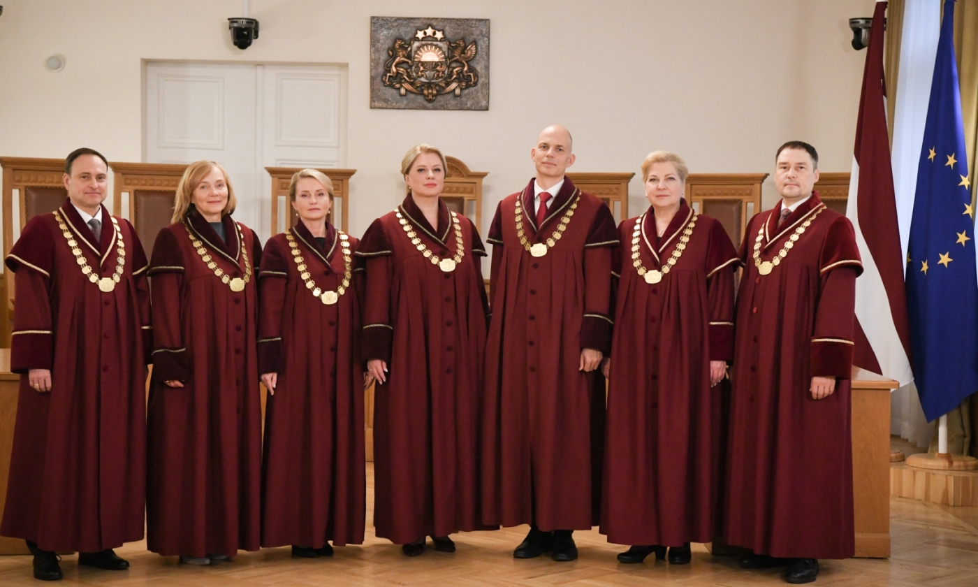 Tiesas sastāva kopbilde