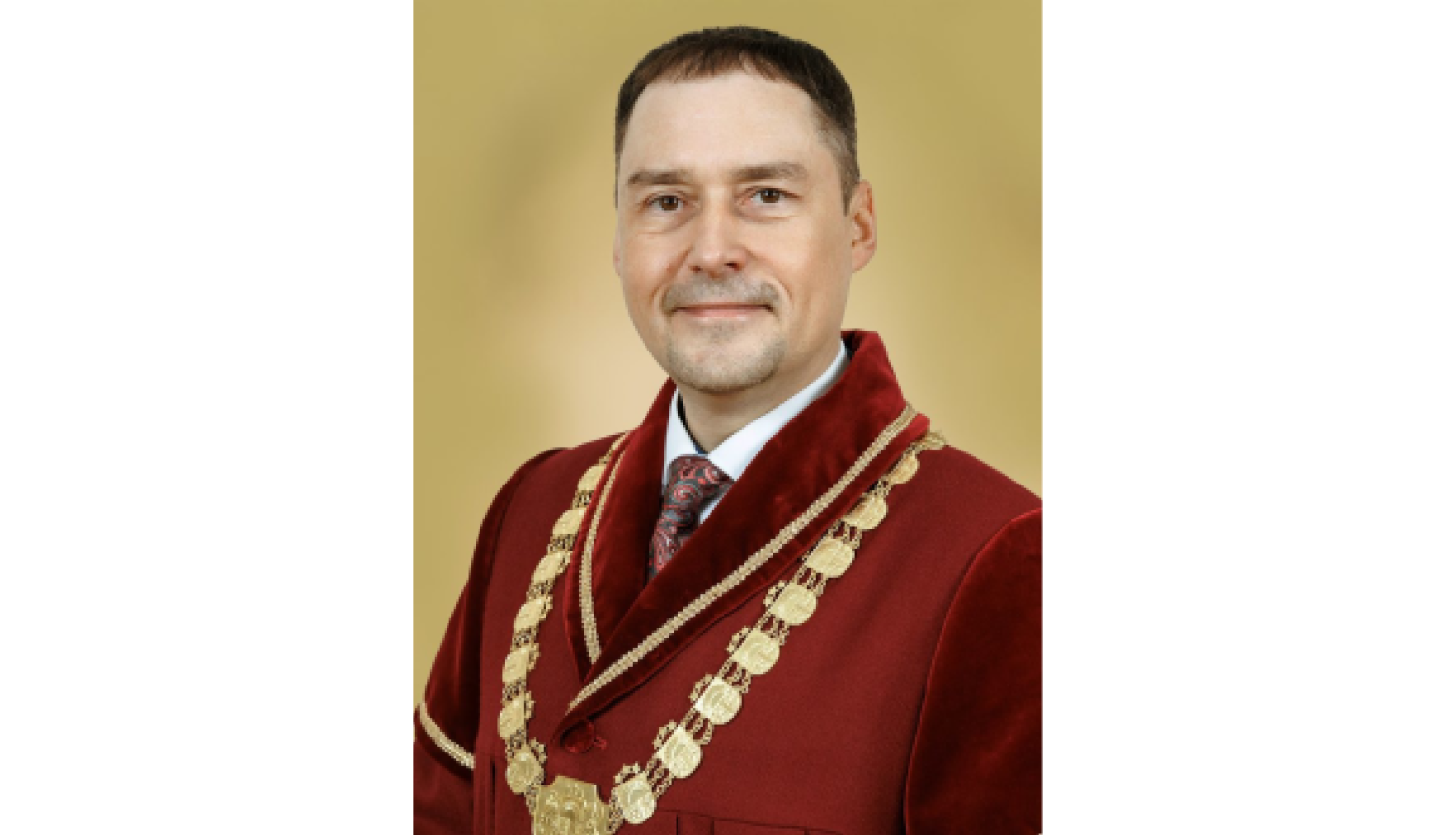 Attēls, kurā redzams Juris Juriss